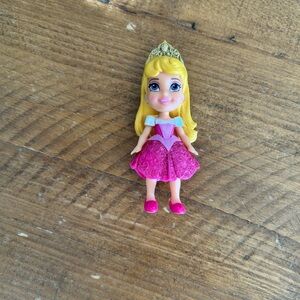 Disney Aurora Figure Mini Doll Sleeping Beauty Poseable Glitter Pink Dress as is
